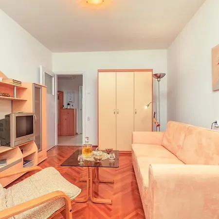 Barbaresko Apartment